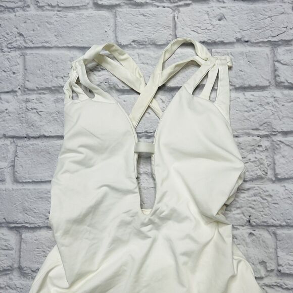BECCA by Rebecca Virtue Skylar Plunge One Piece Swimsuit Size S Ivory White New - Picture 4 of 6